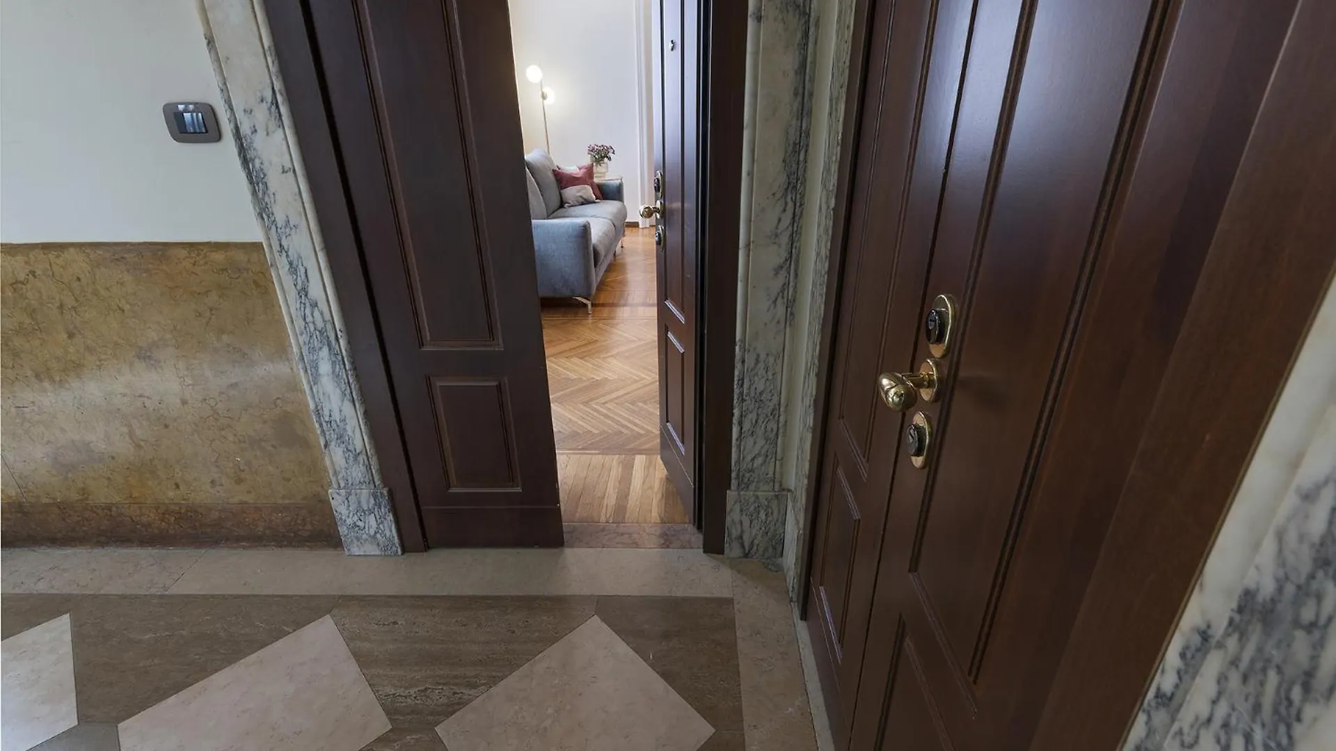 Fifty Eight Suite Milan Montenapoleone Two Bedrooms 0*,